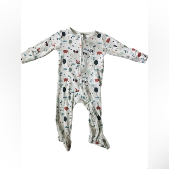 Assortment of 3 brand new onesies PJS• Blumind• Baby clothing• 6 months old - Picture 4 of 7